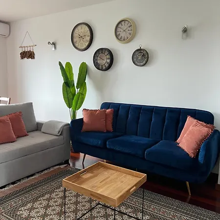 Sanmar Apartment *